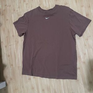 Nike Single Swoosh Tshirt